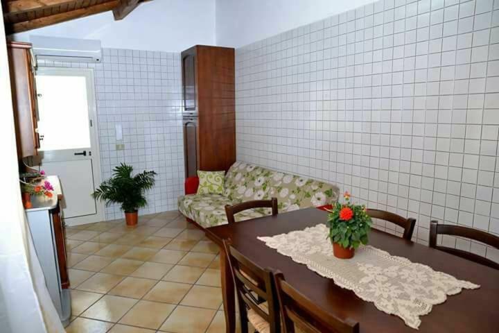 Casa Vacanza Isola Sul Mare กัสเตลลัมมาเร เดล โกลโฟ ภายนอก รูปภาพ